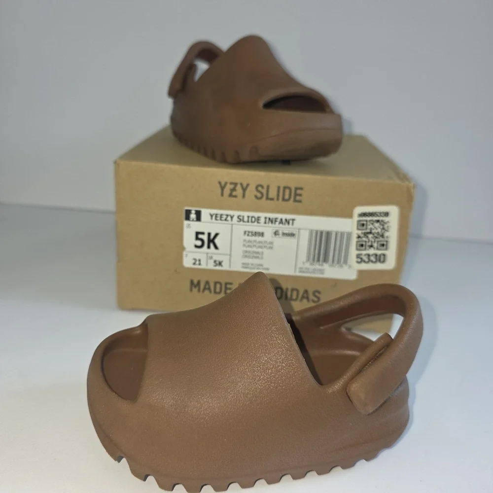 Authentic Adidas Yeezy Slide Bone Brown FZ5899 Infant Size 5K US BABY YZY
